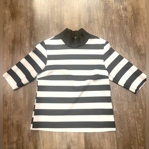 Zara black and white turtleneck 3/4 sleeve shirt
